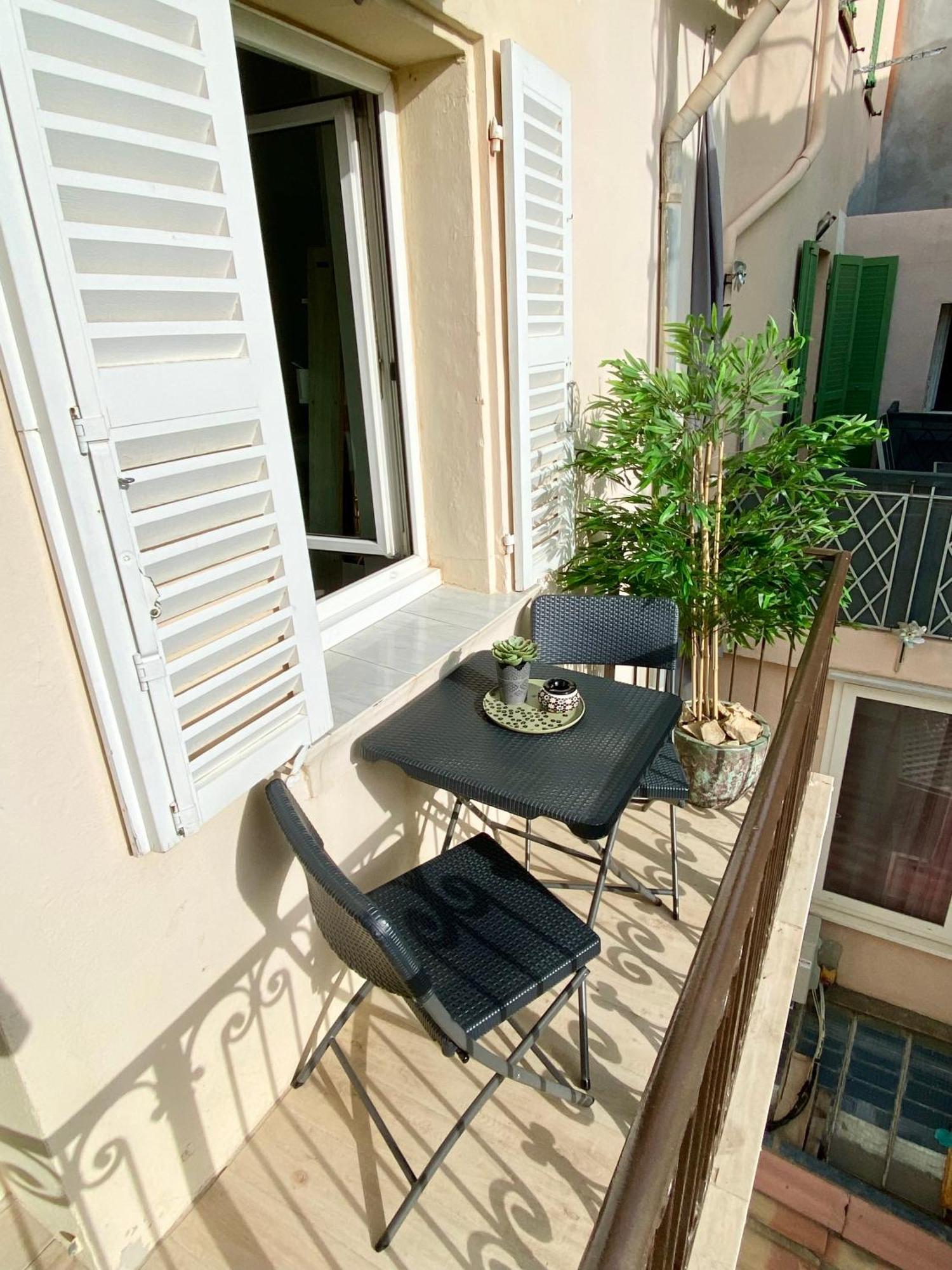 Coeursanary Apartment Luaran gambar