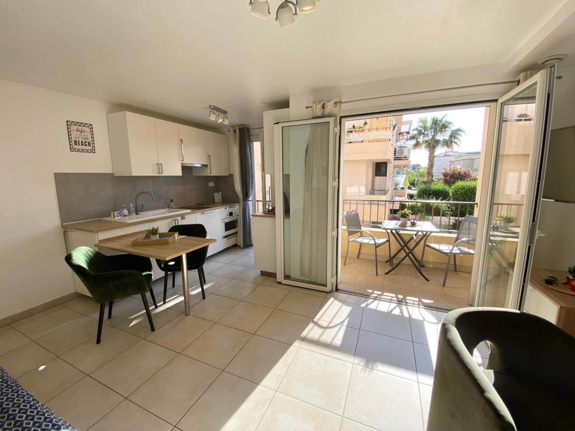 Coeursanary Apartment Luaran gambar